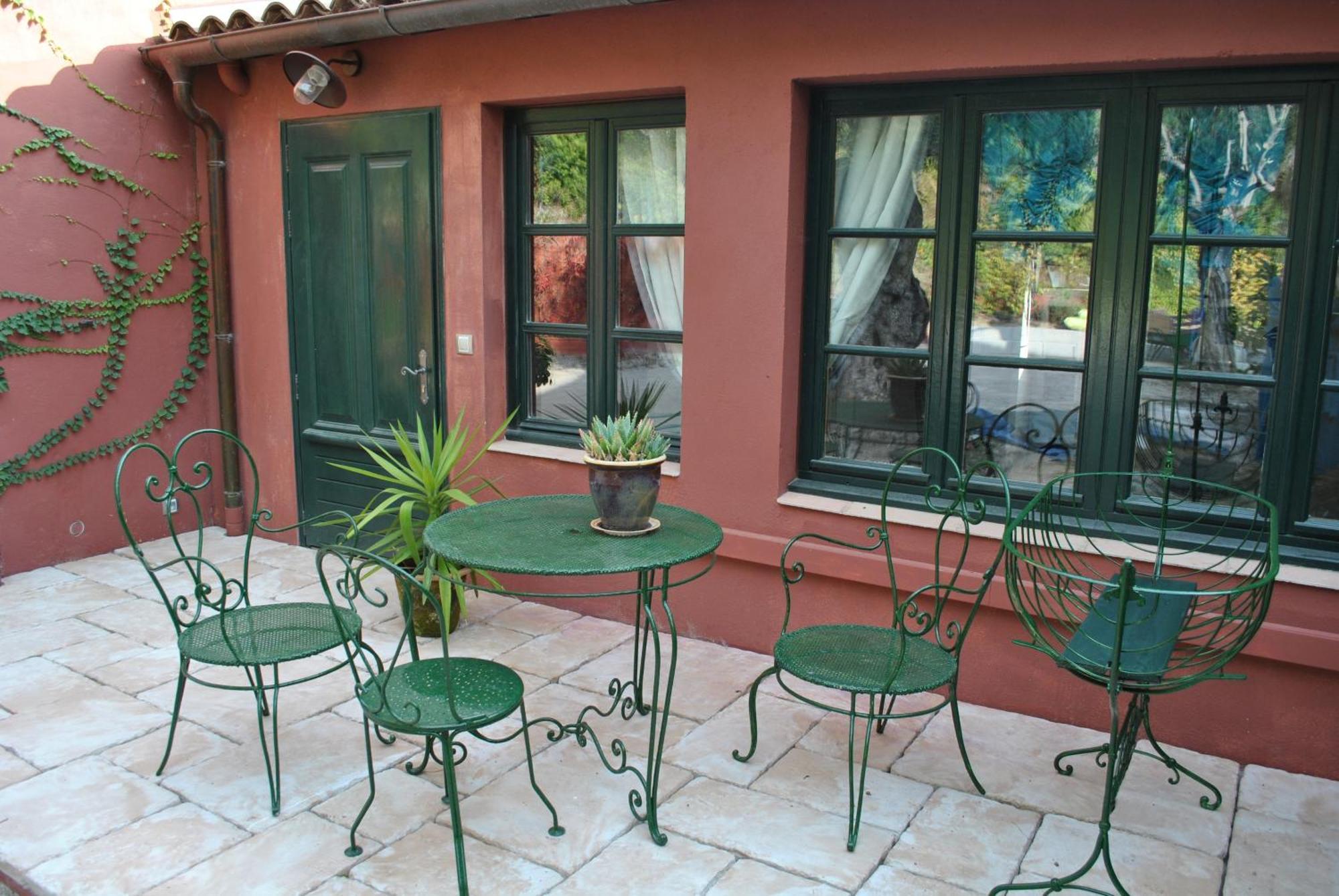 Sous L'Olivier Acomodação com café da manhã Menton Exterior foto